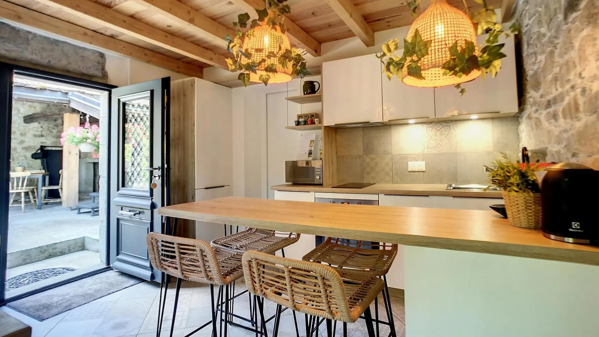 Domaine Des Moulins - La Tour Et Son Spa - Petit Dejeuner En Option Villy-le-Bouveret