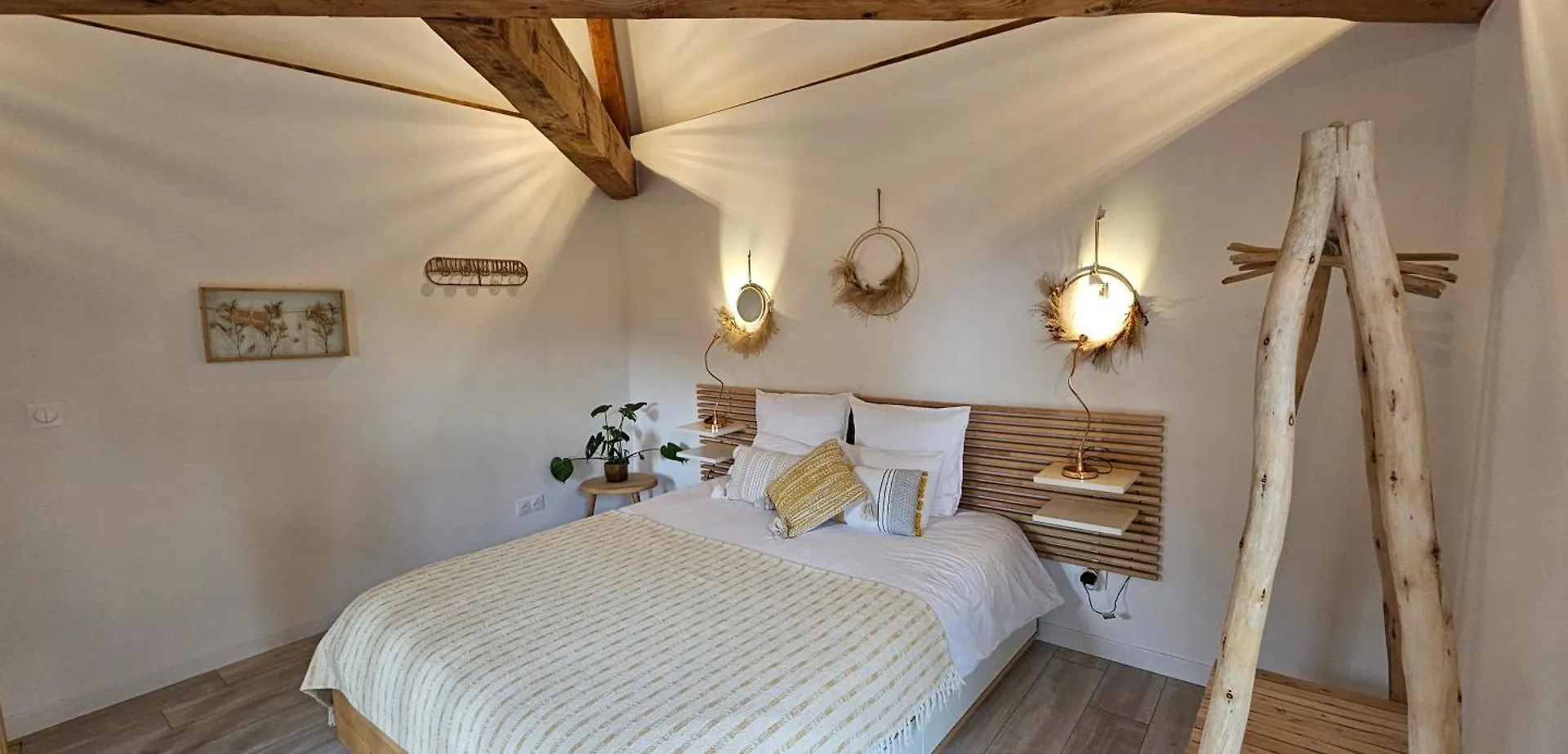 Holiday home Domaine Des Moulins - La Tour Et Son Spa - Petit Dejeuner En Option Villy-le-Bouveret France
